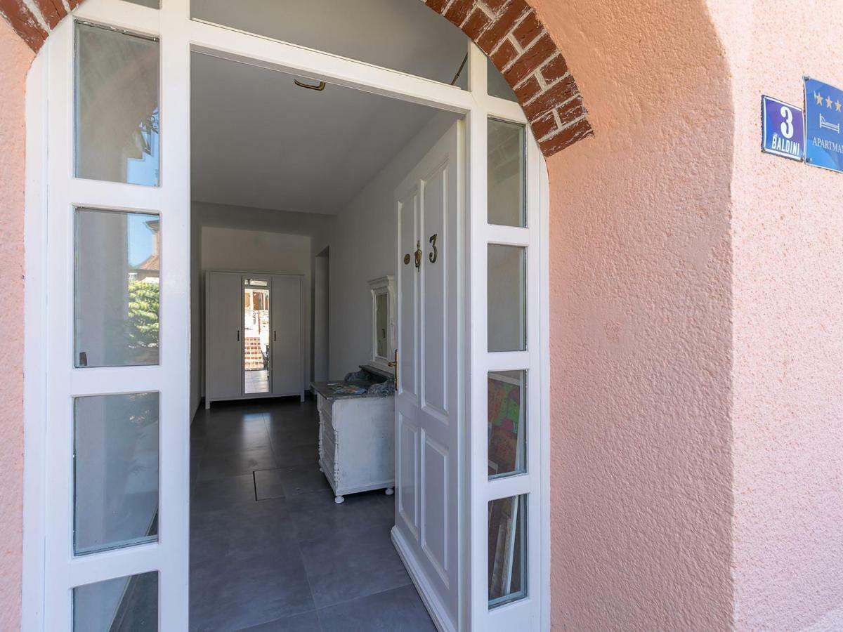 Oliver Art Apartment Poreč Dış mekan fotoğraf